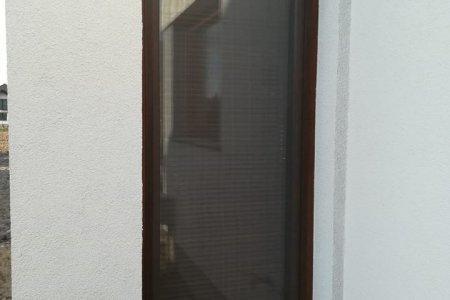 Moskitiery okienne drzwi